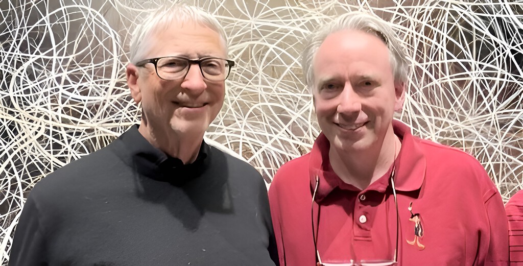 Bill Gates y Linus Torvalds se encuentran tras 30 años de rivalidad