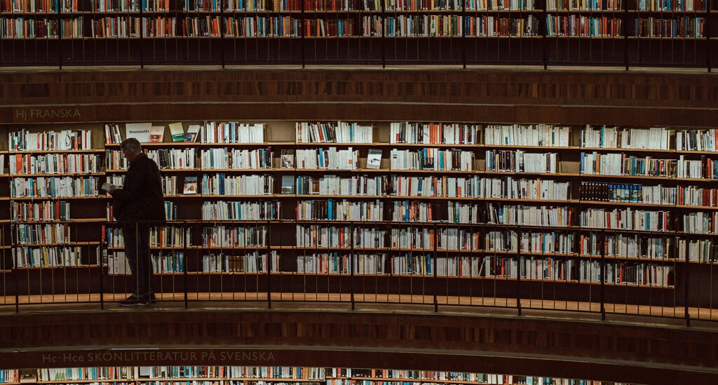Anthropic escanea y destruye millones de libros para su IA