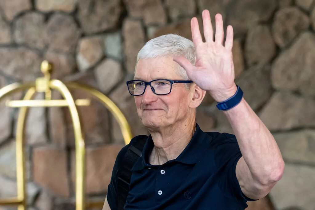 Tim Cook asiste al exclusivo «campamento de multimillonarios»