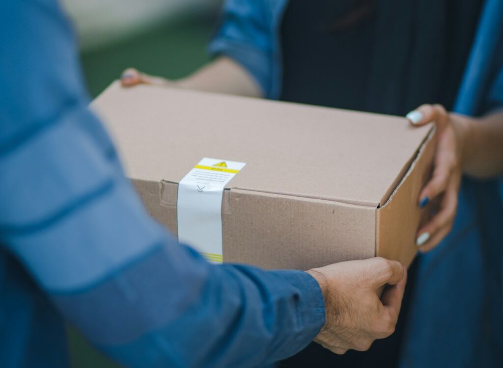 Desarticulada red que estafó 300.000 euros a Amazon con devoluciones falsas