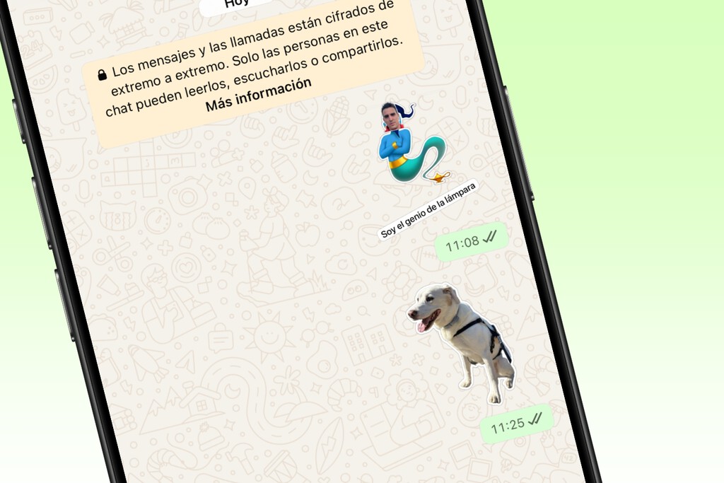 Crea stickers personalizados en WhatsApp usando emojis y fotos