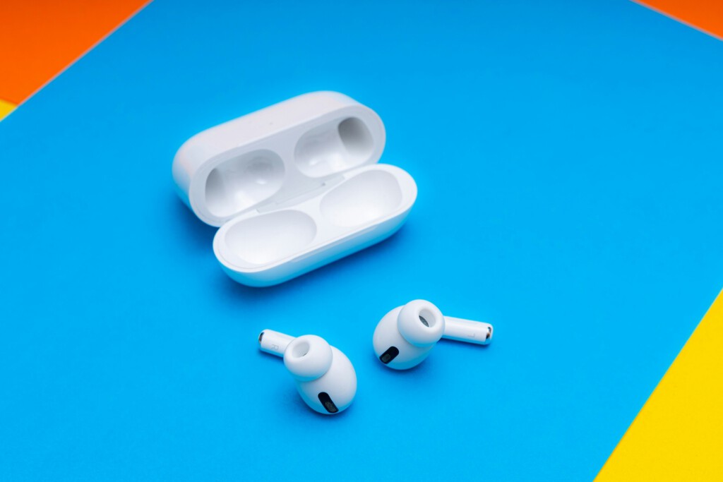 iOS 26 beta 6 revela traducción simultánea en AirPods