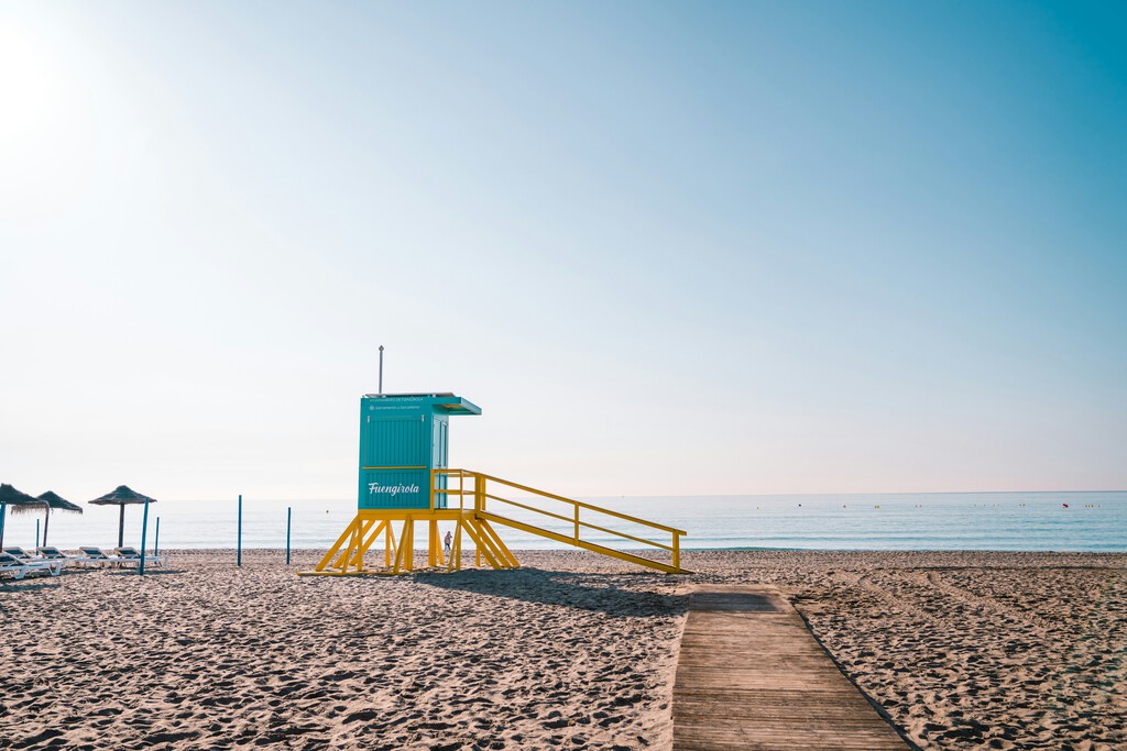 Fuengirola investiga bajas laborales con detectives privados