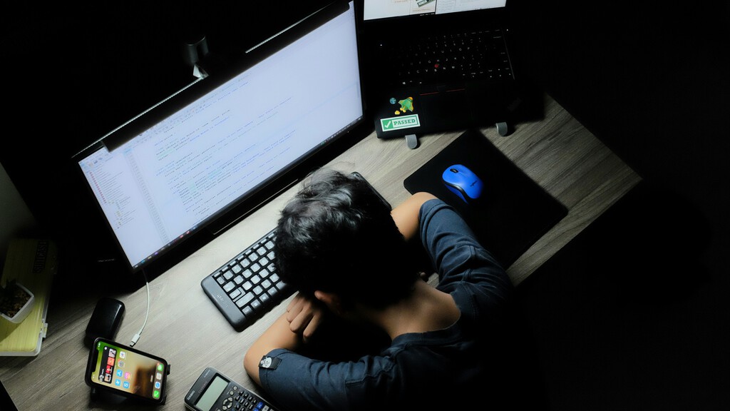 El desgaste silencioso afecta a la productividad y salud mental