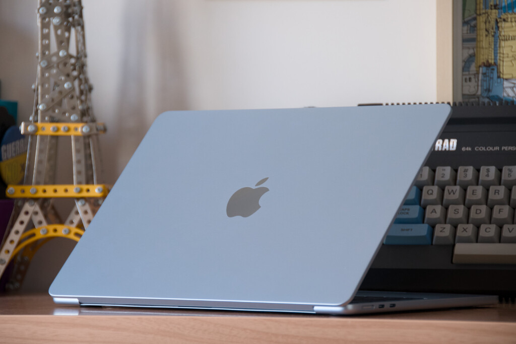 MacBook Air M4 baja de precio: disponible por 999 euros