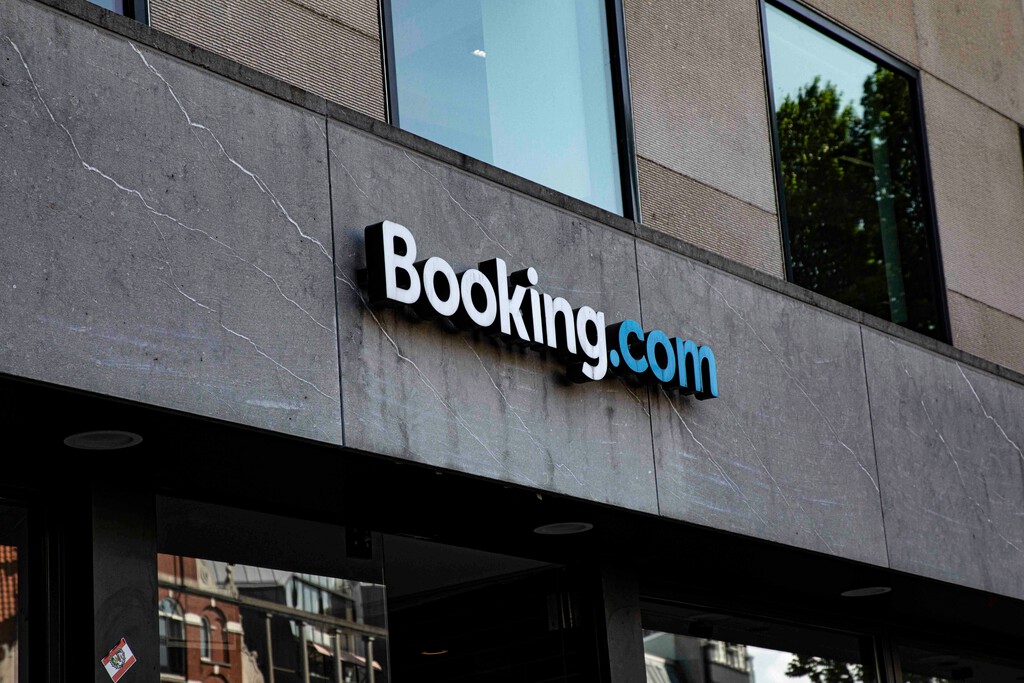 Hoteles europeos demandan a Booking por cláusulas injustas