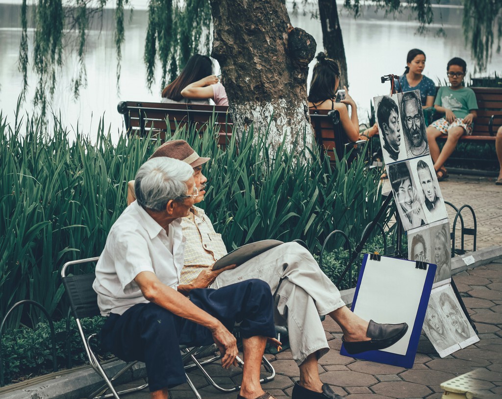 China busca que los mayores trabajen ante la falta de jóvenes